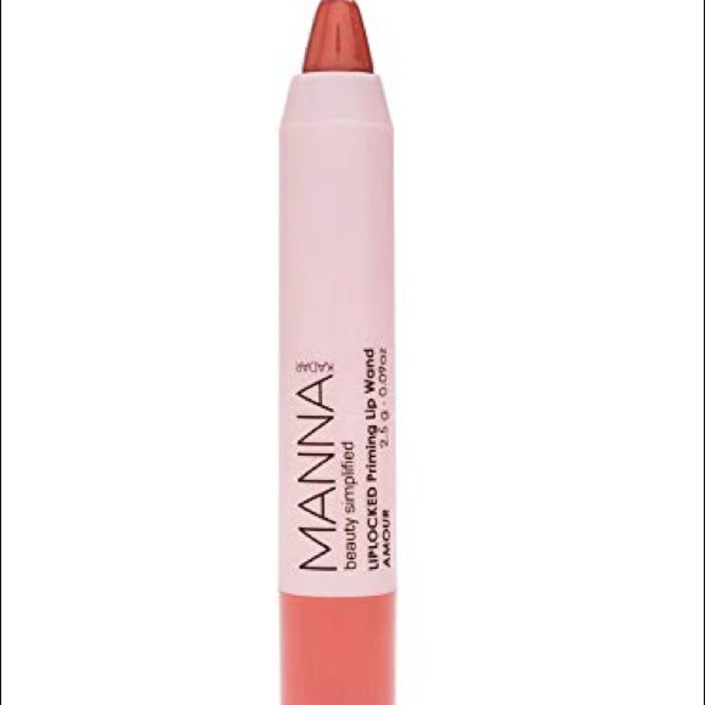 Manna Kadar lip wand in the shade Amour